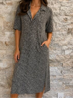 Gianni Bini Black & White Geometric Midi Dress size 18